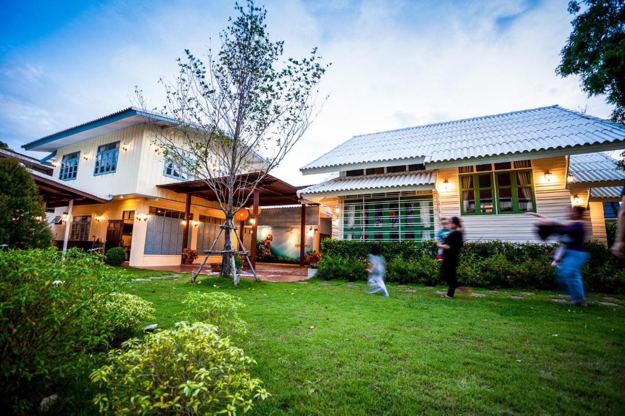 Baan Suan Krung Kao Hotell Ayutthaya Eksteriør bilde
