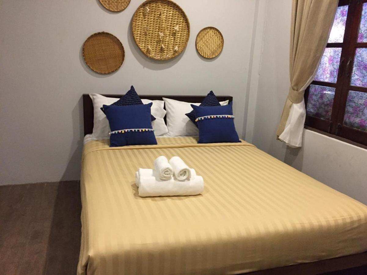 Baan Suan Krung Kao Hotell Ayutthaya Eksteriør bilde
