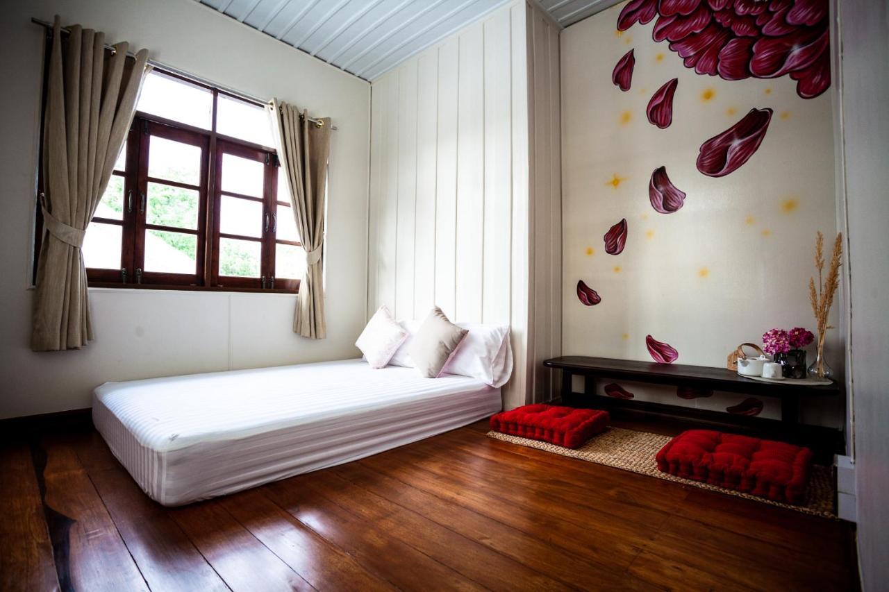 Baan Suan Krung Kao Hotell Ayutthaya Eksteriør bilde