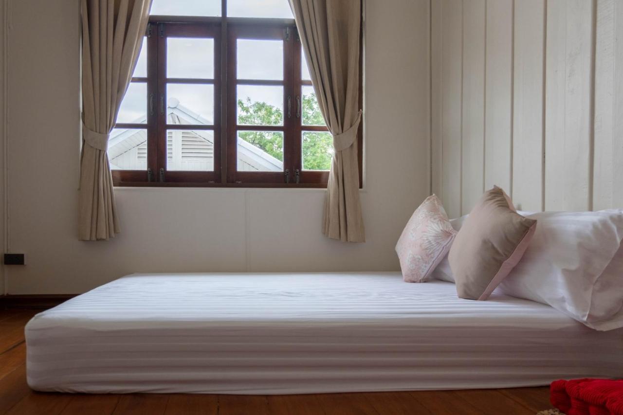 Baan Suan Krung Kao Hotell Ayutthaya Eksteriør bilde